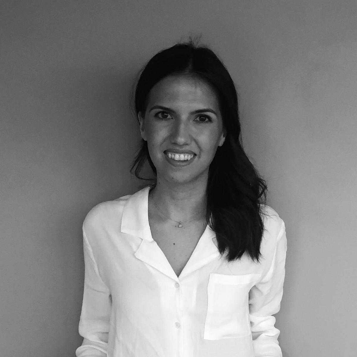 Vivian Lakatos